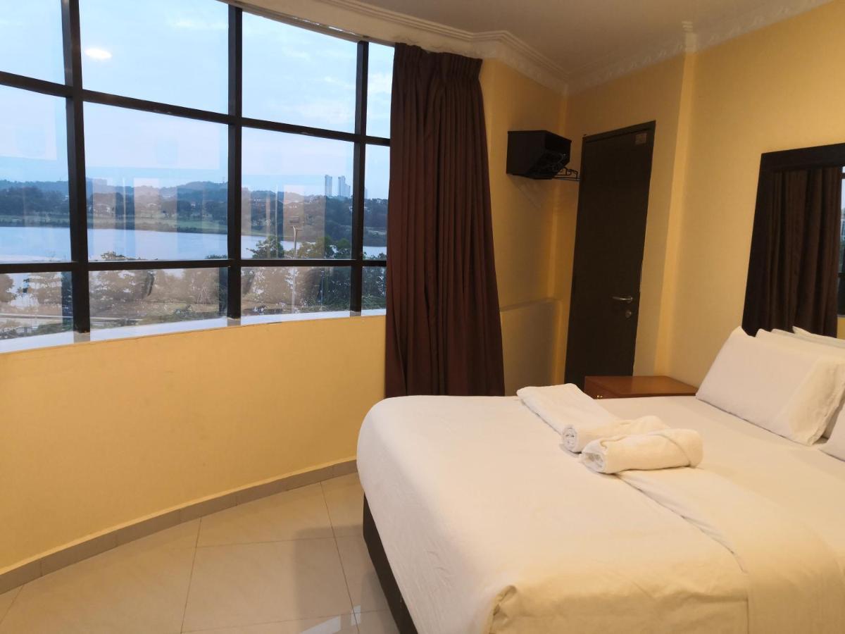 City Times Inn Seri Kembangan Exterior foto