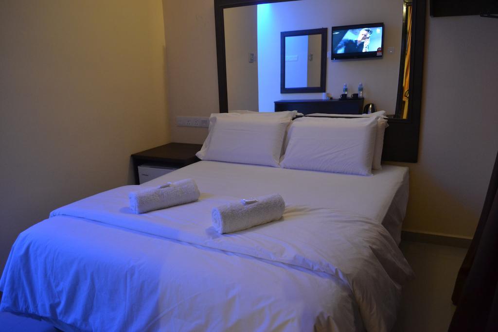 City Times Inn Seri Kembangan Exterior foto