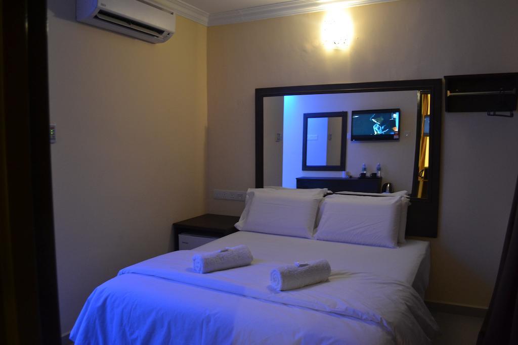 City Times Inn Seri Kembangan Exterior foto